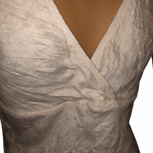 Karen Kane Womens Rhinestone Sleeveless Blouse Size Medium Cream V Neckline - Picture 5 of 8